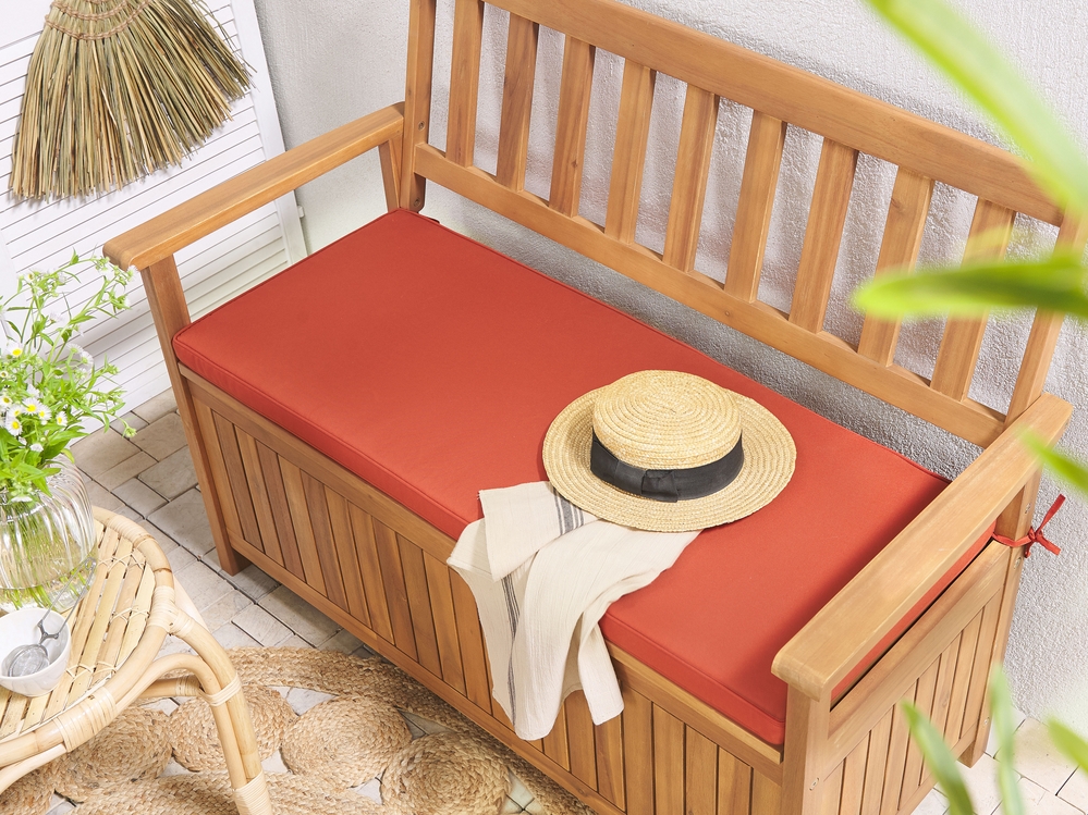 Outdoor bench cushion clearance pad