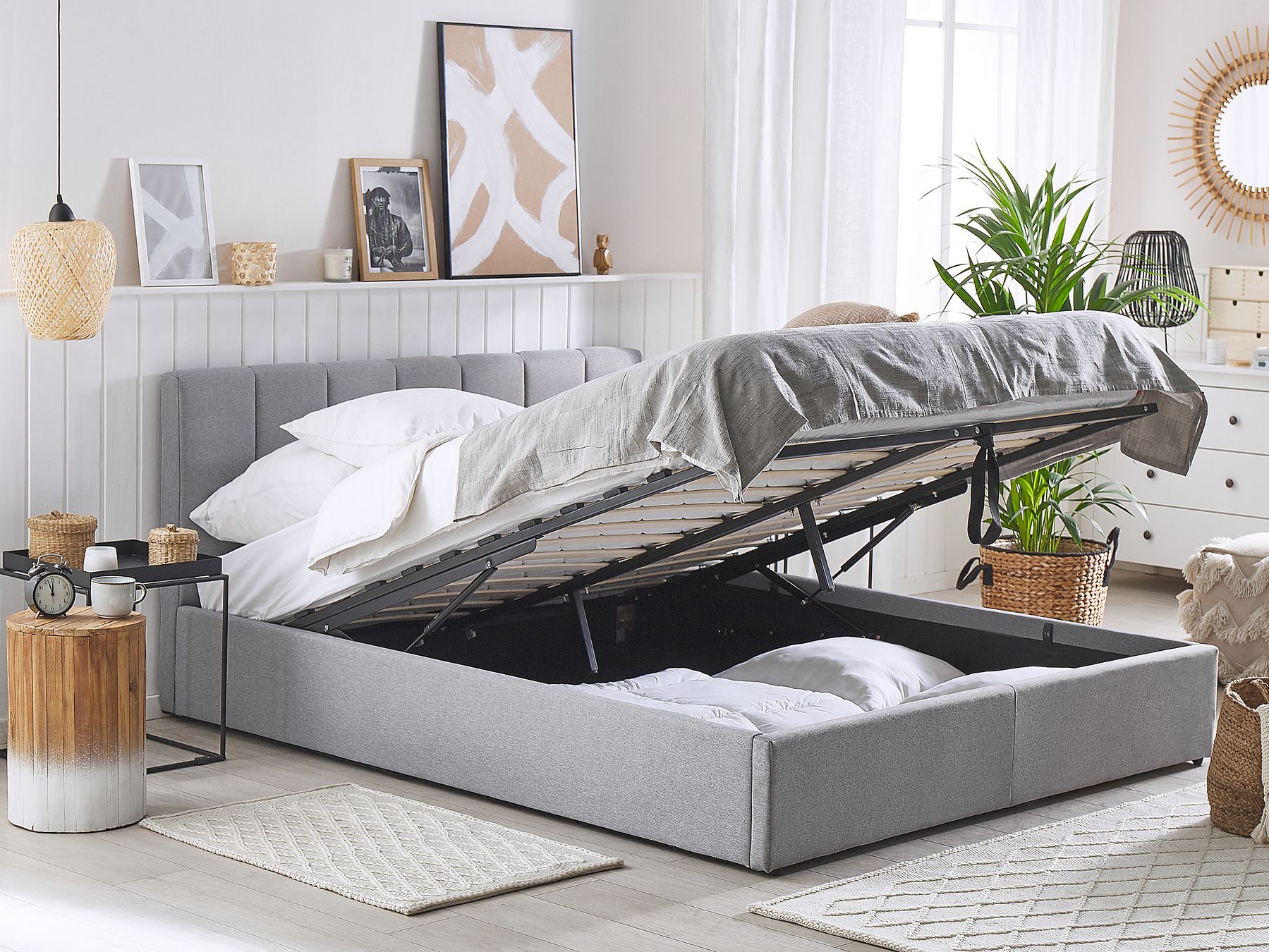 Seng Med Opbevaring 180x200 Cm Lysegr DREUX Beliani dk seng-med-opbevaring-180x200-cm-lysegr-dreux-beliani-dk